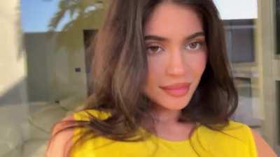 Kylie Jenner (@kyliejenner)