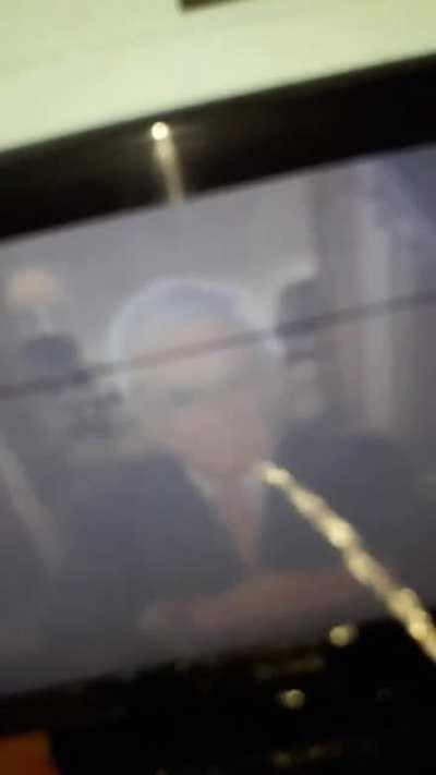 No soy de Chile pero me dio un webo de risa XD