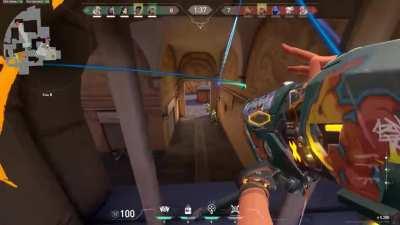 The best way using Raze's ult on Ascent?