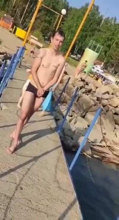 WCGW not watching your footing