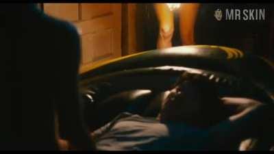 Yuki Mamiya and Michiko Suzuki in Wet Woman in the Wind (2016)