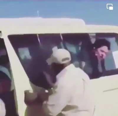 WCGW telling the bus driver to hurry up?