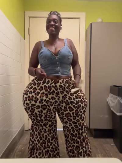 ahhh these cornbread fed aunties 😩 [blaquebeauty]