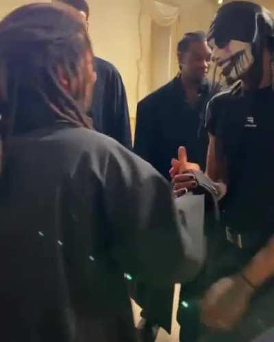 “gawd damn where the lean gut at “ 😂