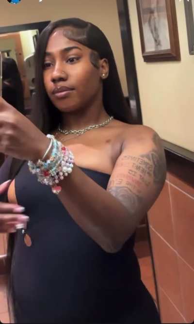 Naymoore just out here showing em🤤