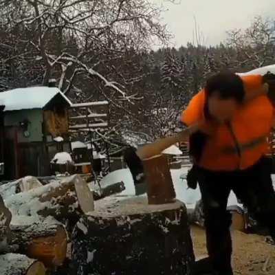 Can we please give this guy a hand👏🏽 What a bad a*s!!