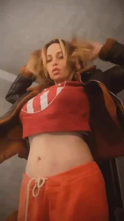 Tara Strong showing that she's not just got a huge rack to die for but a tight af bod