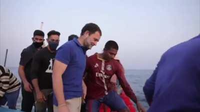 KYA BOLA TUNE ? 0_0 *sus*