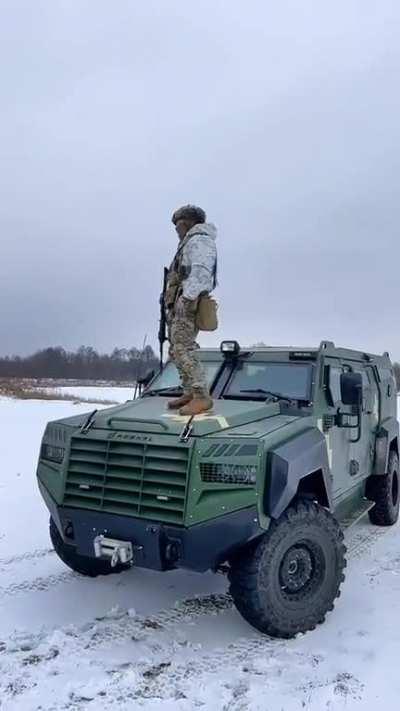 Belarus Border Guards issued a new complaint against Ukrainian Border Guards. Disruptive behavior has been observed: blasting music and dancing on vehicles (occasionally showing the middle finger too).
