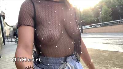 Love to wear slutty tops in public