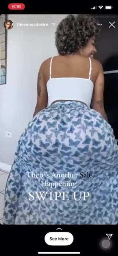 Sundress is something serious 🥵🥵🥵