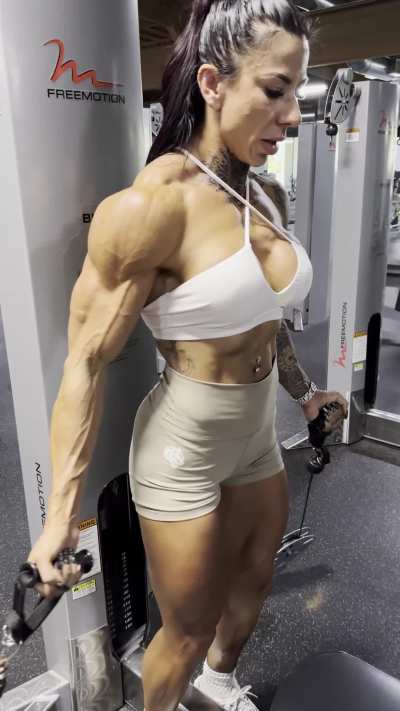 these arms are gonna make that cock explode tonight