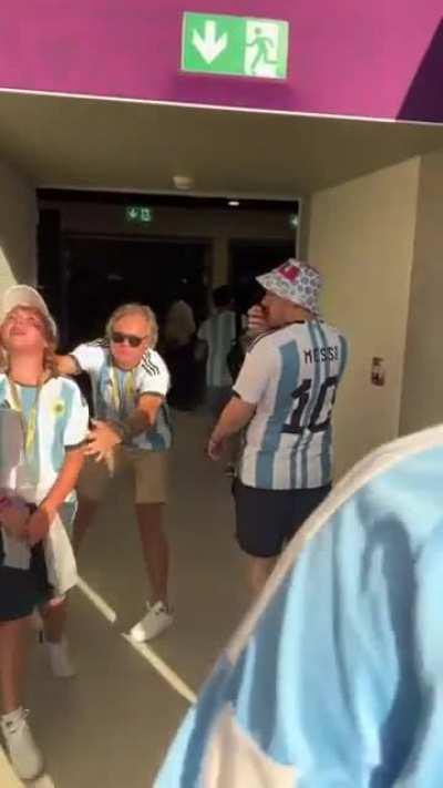 Cuando el culeao de tu hermano te hace burla