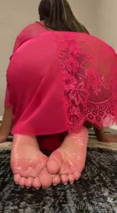 The way she says “bust” gets me every time 💦💦