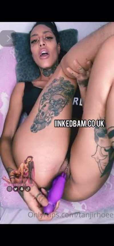 She belongs to the Virgo ♍️ folder.