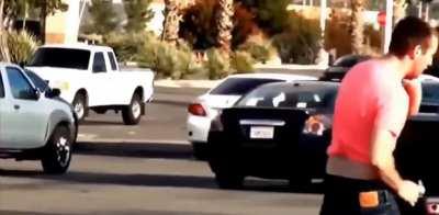 WCGW Stupid prank in hood