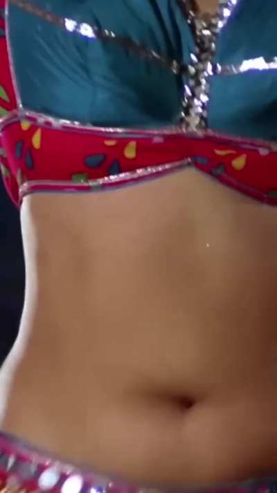 Madhuri Dixit jiggly navel