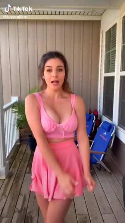 That dam skirt is so amazing