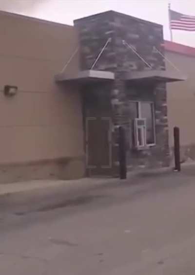 Fire can’t stop her apparently 🤦‍♂️ 