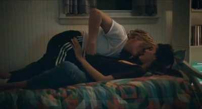 Chloë Grace Moretz and Quinn Shephard making out