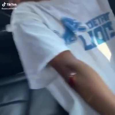 Hand Sanitizer + Wound = AAAAAAAAAA