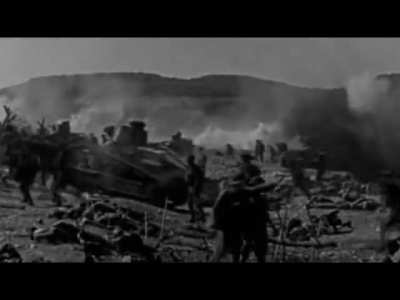 WW1 rare footage, what appears to be a bayonet charge? The description was very vague