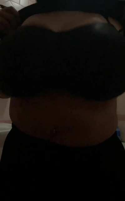 Come kiss this adorable lips