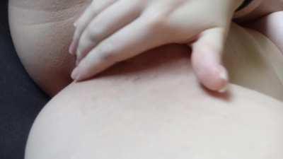 Sending nudes to every guy that upvotes 🤤 (Yes i actually send try me) 👻monajadi2020