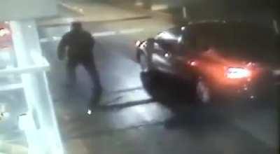 Idiot wants to get into the highway without paying... and it saves his life