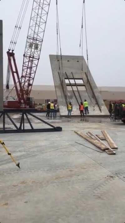 Expensive crane failure