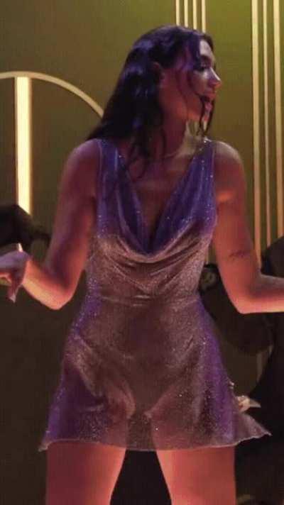 Cant stop teasing us ❤