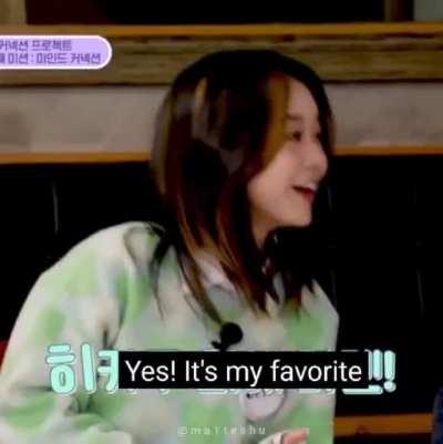 [211202] Leader Yujin mimicking Yeseo and Hikaru in the cutest way