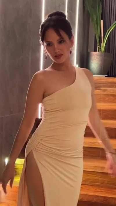 Ellen Adarna