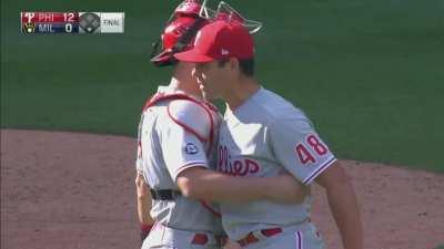 [Highlight] Phillies broadcasters Tom McCarthy and John Kruk are dumbfounded by Ronald Torreyes' 1-5-3 putout to end the game