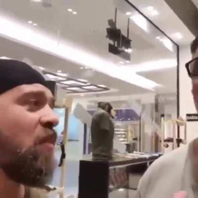 Eu vo mostra o pito😡