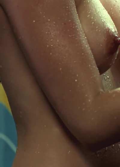 Ana de Armas (Sex, Party &amp;amp; Lies - 2009)