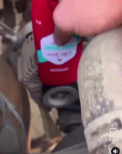 Lil underarm belt grease