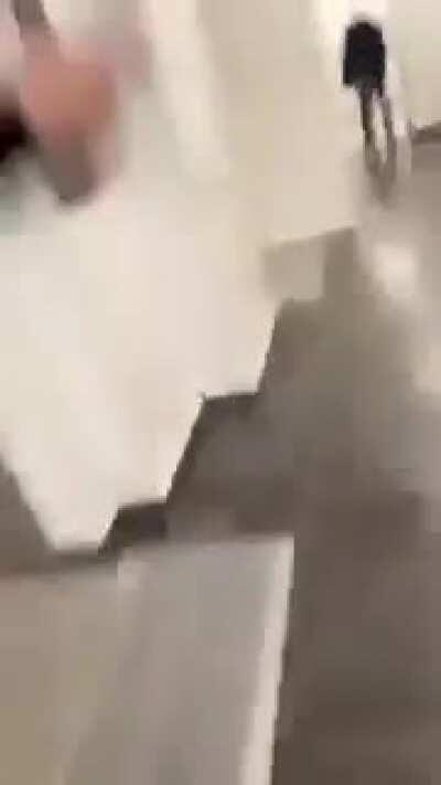 Naples, Italy. Grandpa died in the hospital, the family enters the hospital to destroy everything