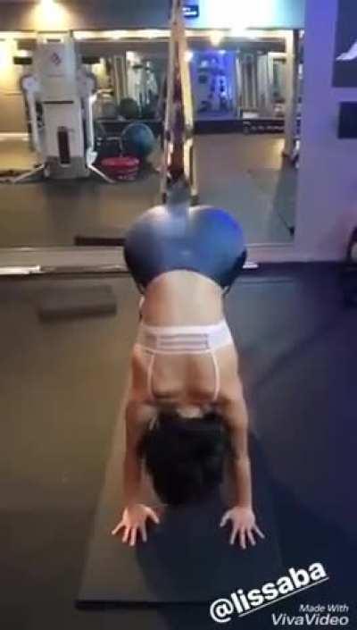 Nina Dobrev GIF by ferregoantaryon