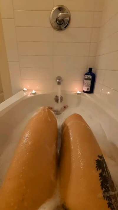 Come relax with me 🧼