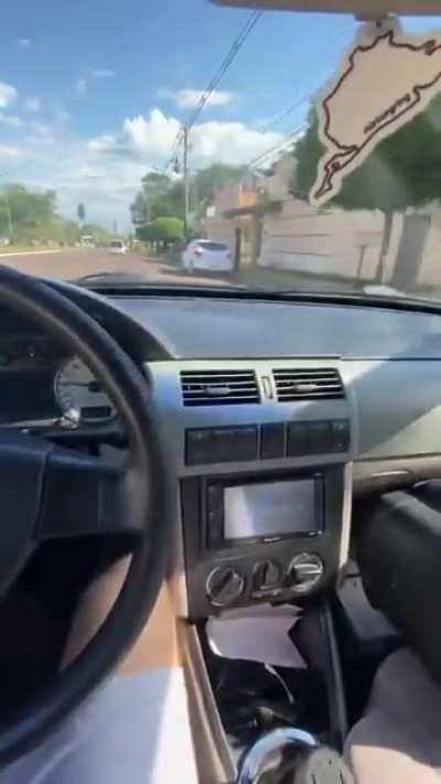 Este carro é perfeito.