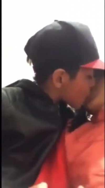 Ya huele a febrero 🤑👍