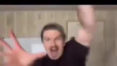 you're in a horror movie 