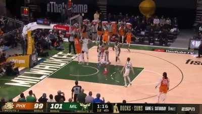 My reaction when Giannis erased the oop.