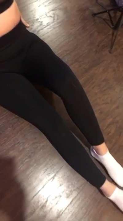 So bored tonight, figured I’d get my yoga pants on!