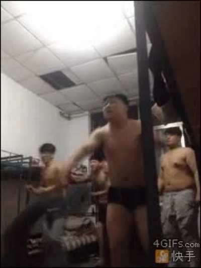 HMF while I protect Sparta