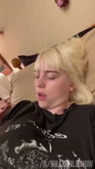 Billie and her massive milkers in motion