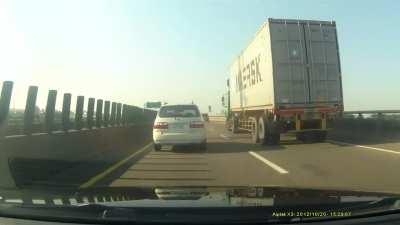 China: Brutal car crash