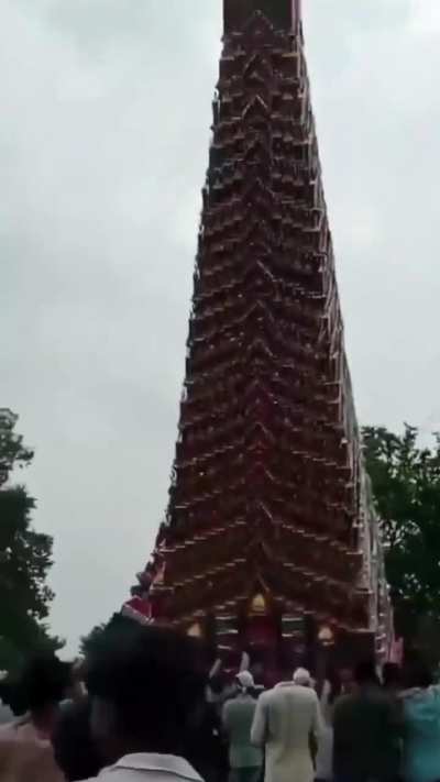 The fall of the tower of Babel 