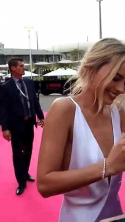 Margot Robbie is stunning